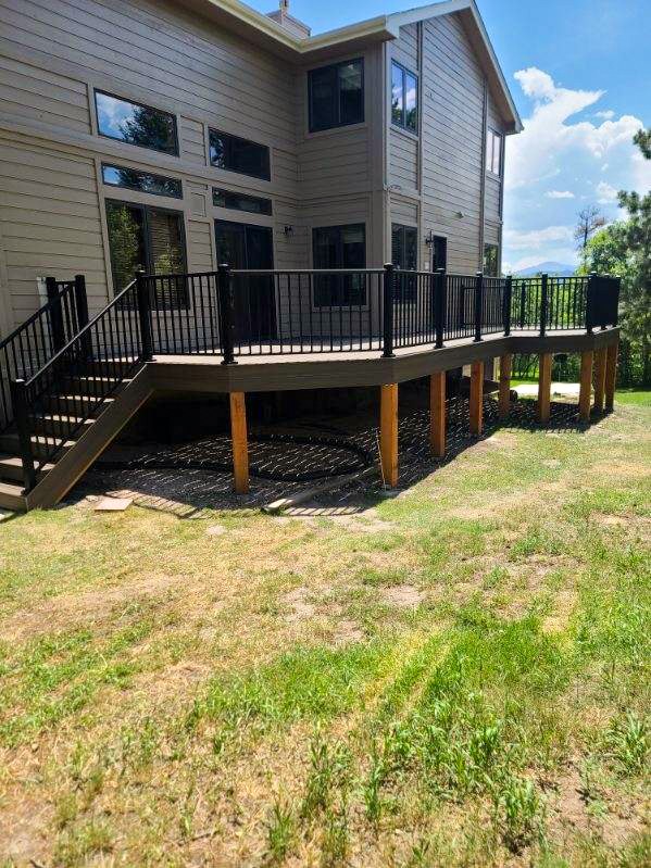 Outdoor living space in Monument